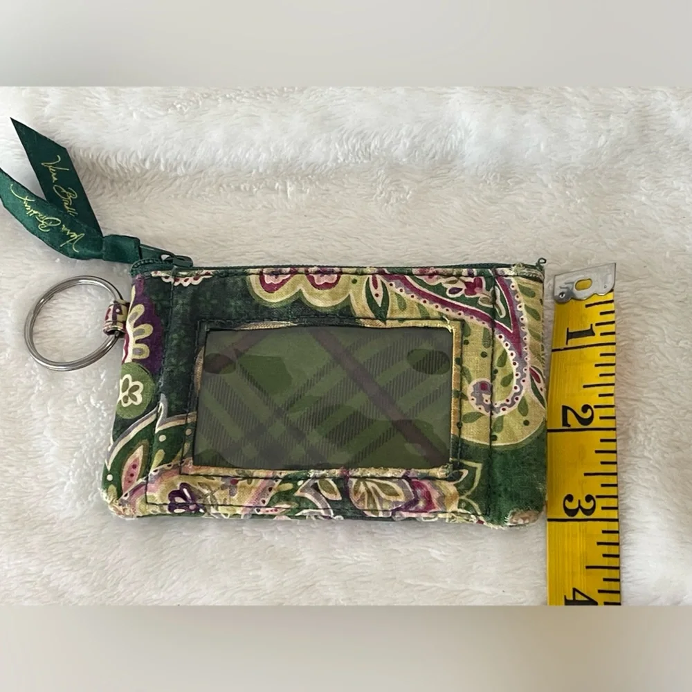Vera Bradley Retired Rare Chelsea Green Zip Around Wallet card holder